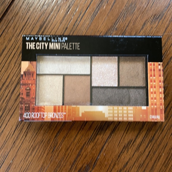 Mabelline eye shadow pallets - Picture 4 of 5